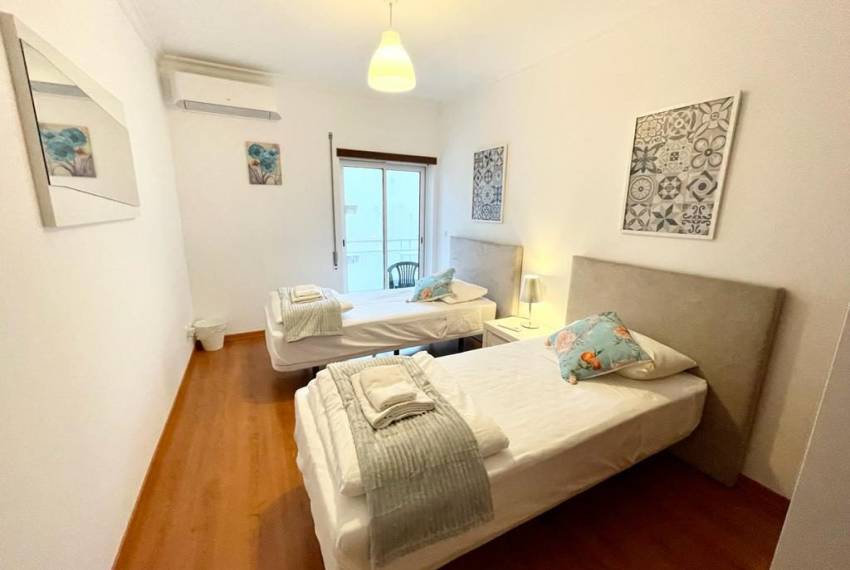 holiday rentals vila real de santo antonio